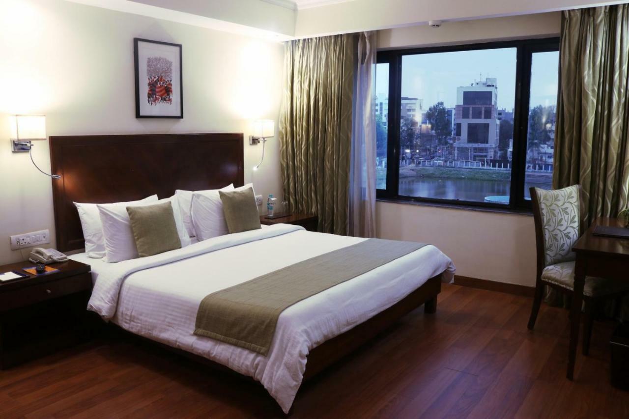 Le Lac Sarovar Portico- Ranchi Exterior photo