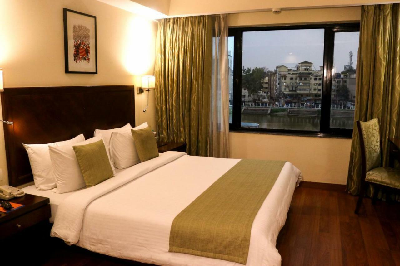 Le Lac Sarovar Portico- Ranchi Exterior photo